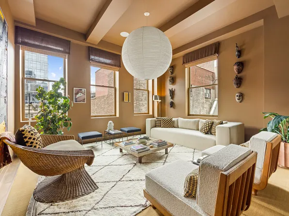 34 West 17th Street image 2 of 16