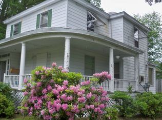 302 E Penn Ave, Crewe, VA 23930