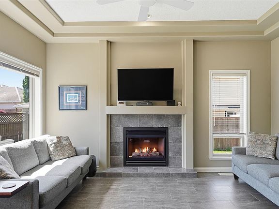 5th image of 1096 Aery View Way