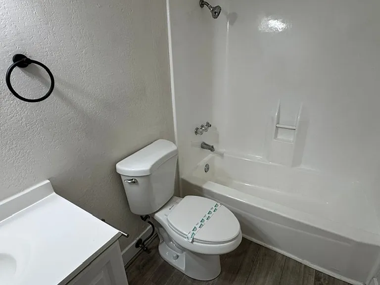 CEDAR 9840 — Photo 18