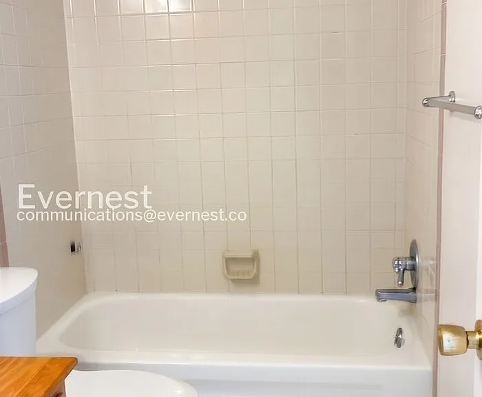 2205 Arapahoe Ave #8 — Photo 8