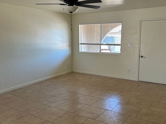 3rd image of 2307 W Calle Iglesia Ave