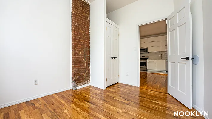 Rented by Nooklyn NYC LLC | media 15