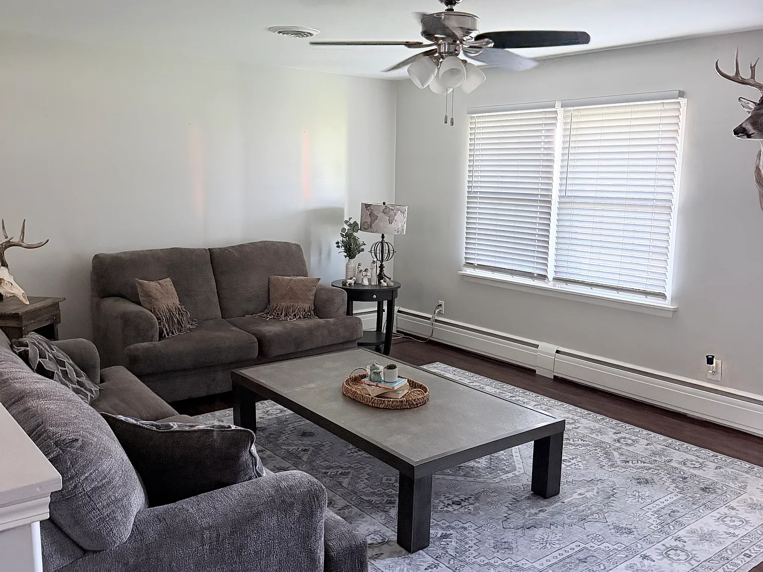 4 bed, 2000 sqft, $2,500 — Photo 4