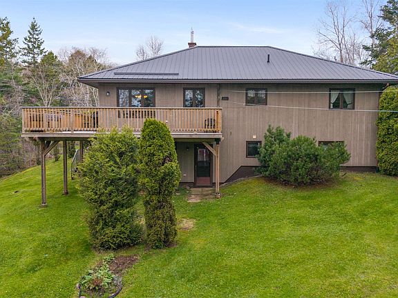 3rd image of 589 Greenfield Rd