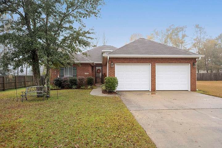 1st image of 13707 Dunvegan Dr