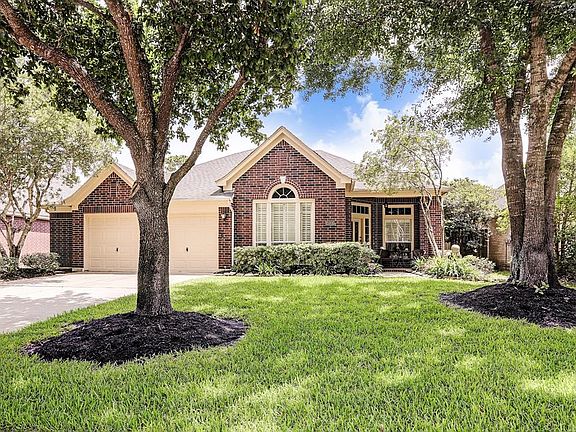 2nd image of 15906 Stenbury Ct