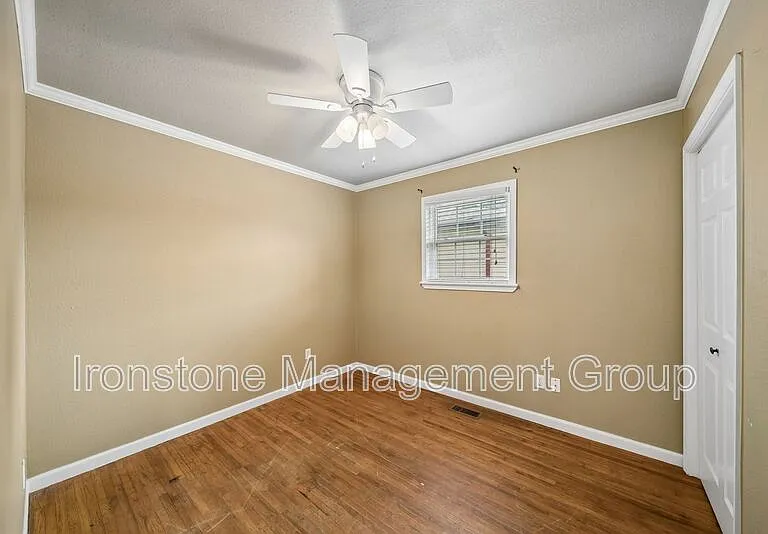 906 N Atlanta St — Photo 7