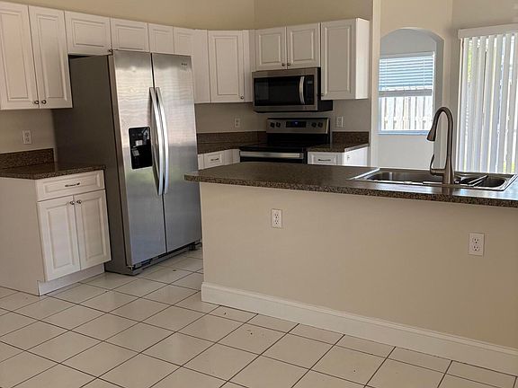 4th image of 10749 Cypress Lake Ter