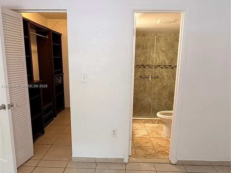17600 NW 68th Ave #B2004 — Photo 16