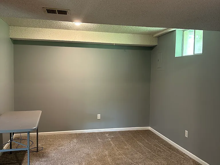 8712 N Pomona Ave — Photo 14