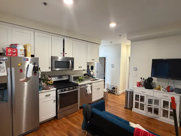 830 Huntington Ave #1, Boston, MA 02115