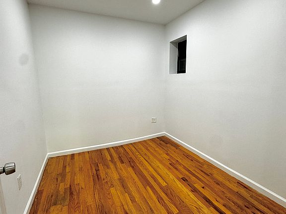 3rd image of 413 E 9th St #5F