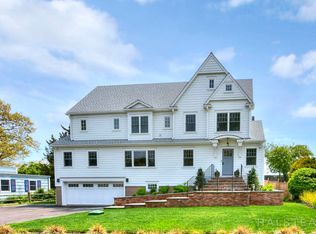 9 Plymouth Rd, Darien, CT 06820