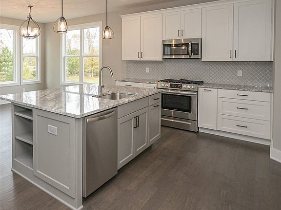 2nd image of 135 Town Centre Dr