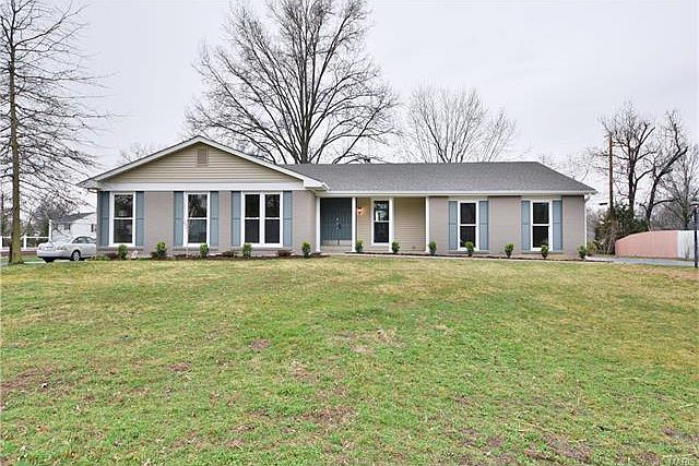 1st image of 11719 Roundhill Dr