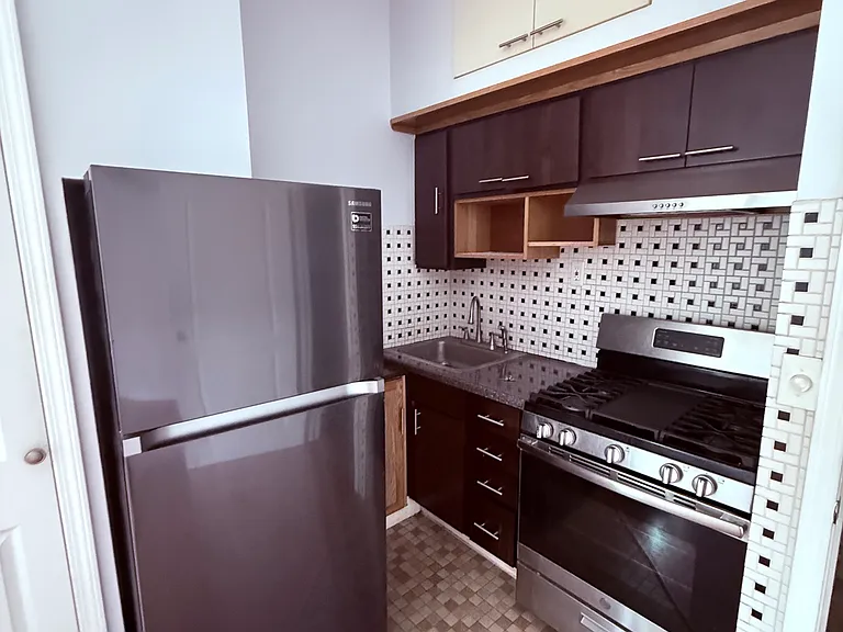 3015-25 N Milwaukee Ave #211 — Photo 2