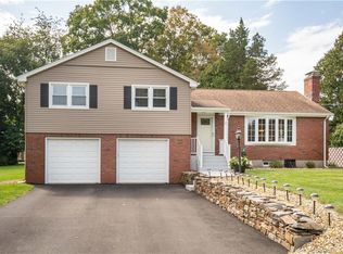 41 Waters Ave, Rocky Hill, CT 06067