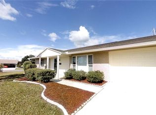 1415 Fox Hills Dr, Sun City Center, FL 33573