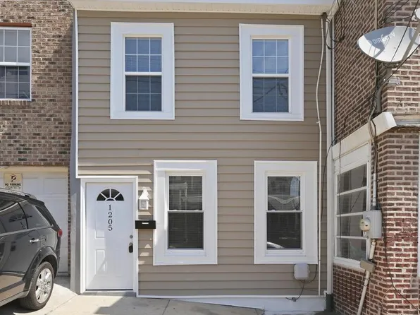 1205 Oak St, Wilmington, DE 19805