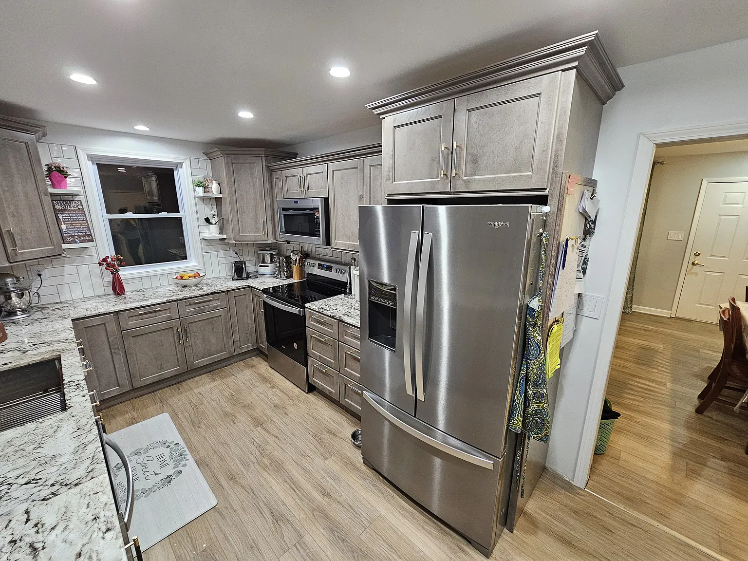 4 bed, 1800 sqft, $1,850 — Photo 2