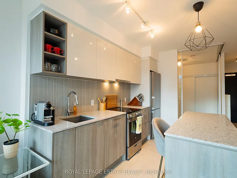 31 Tippett Rd #657 — Photo 14
