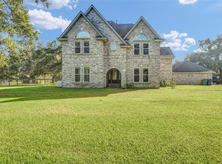 1314 Remington Ct, Angleton, TX 77515