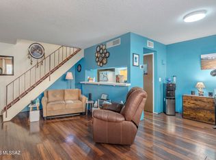 6718 E Calle La Paz, Tucson, AZ 85715