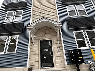 38 Tillinghast St #R — Photo 7