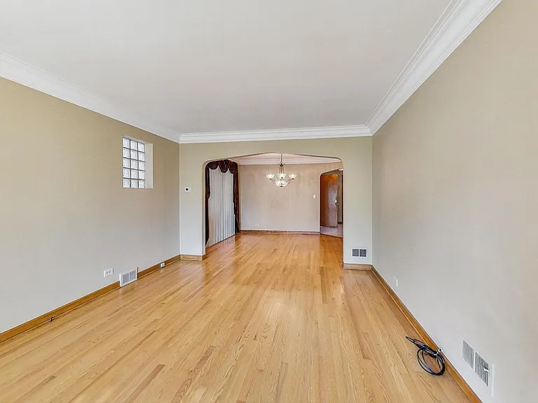 5644 N Meade Ave #2 — Photo 8