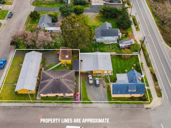 303 S Empire Blvd, Coos Bay, OR 97420