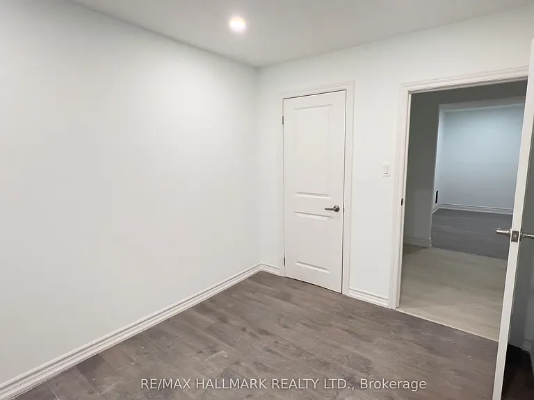 131 Southview Dr #BASEMENT — Photo 8