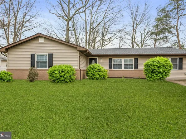5 Clonfert Ct, Waldorf, MD 20602