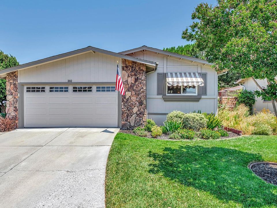 1st image of 202 Mountain Springs Dr #202