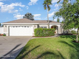 345 Corona Ave, Cocoa Beach, FL 32931