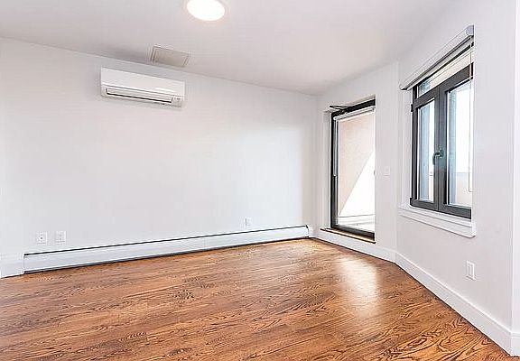2nd image of 21-12 Newtown Ave #4R