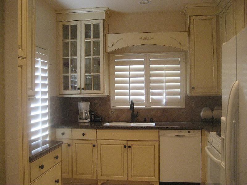 2nd image of 10228 Variel Ave Unit 3