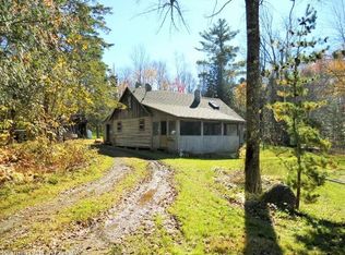 137 Denbow Rd, Saint Albans, ME 04971