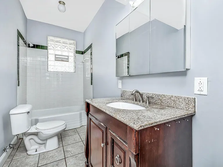 4125 34th Ave #2 — Photo 22