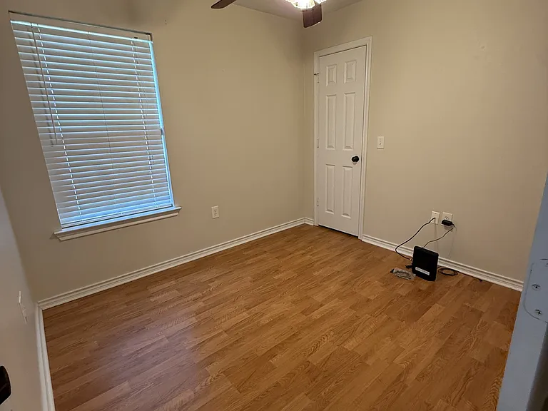 105 Willow Brook Dr — Photo 6