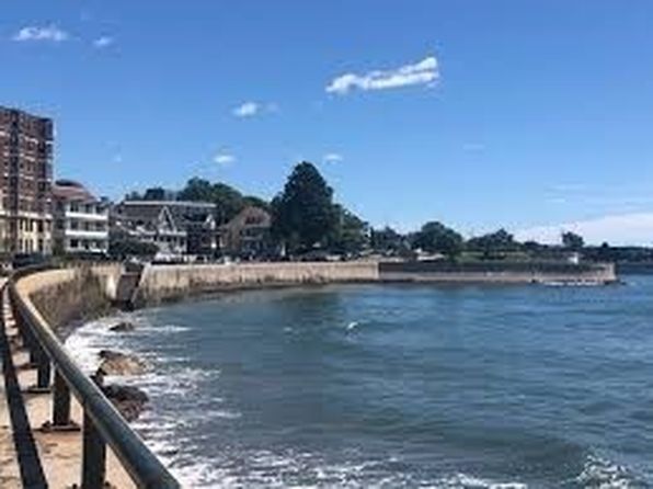 285 Lynn Shore Dr APT 208, Lynn, MA 01902