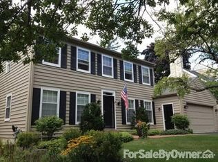 6133 N Lydell Ave, Whitefish Bay, WI 53217
