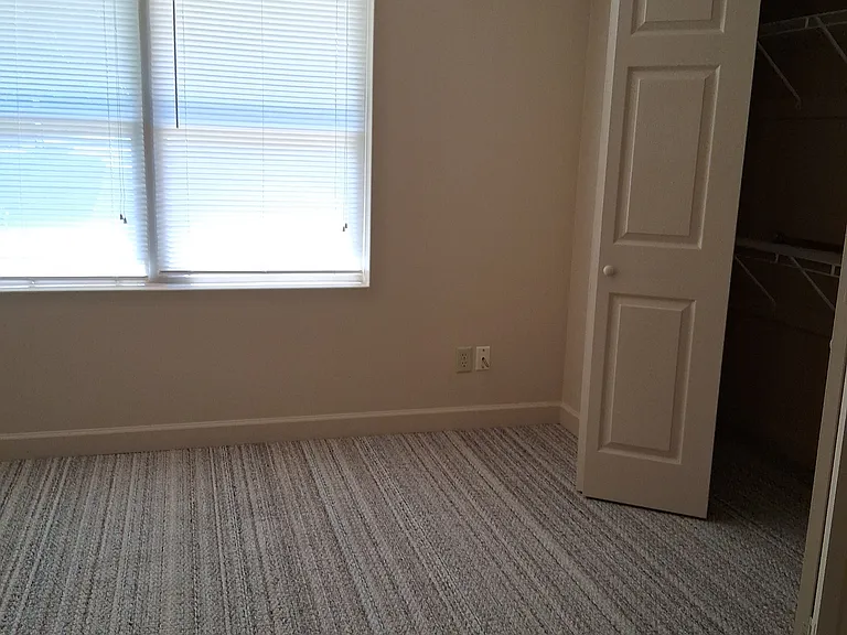 234 W Mountain View Dr #B — Photo 5