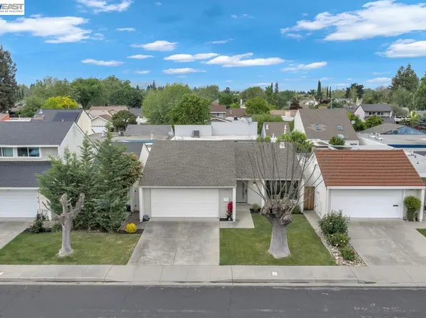 4034 Rennellwood Way, Pleasanton, CA 94566