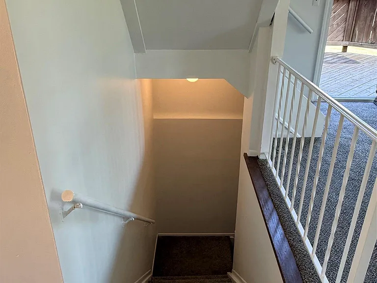 3028 Moon Lake Dr — Photo 30