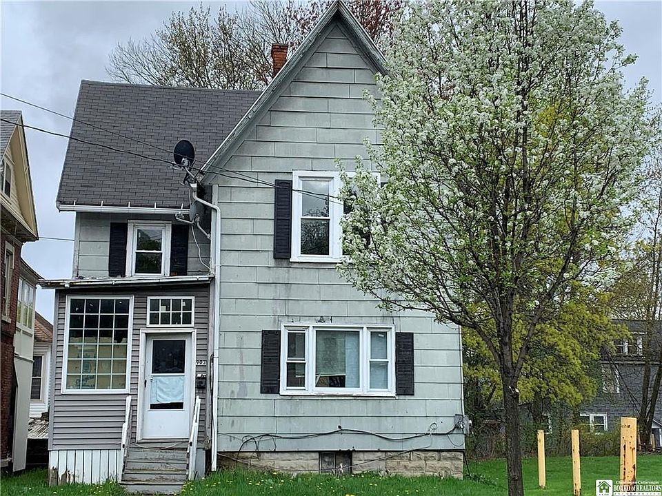 2nd image of 15 Bassett St