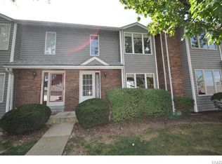 1726 Forest Hills Dr, Saint Charles, MO 63303