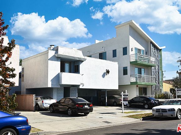 4th image of 3724 Kelton Ave