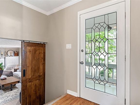 5th image of 2924 Seagull Dr NW