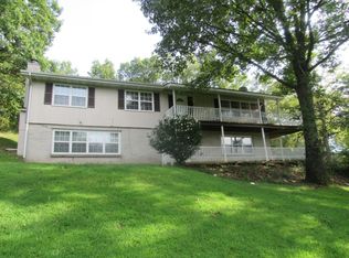 13905 Skyline Dr, Omaha, AR 72662